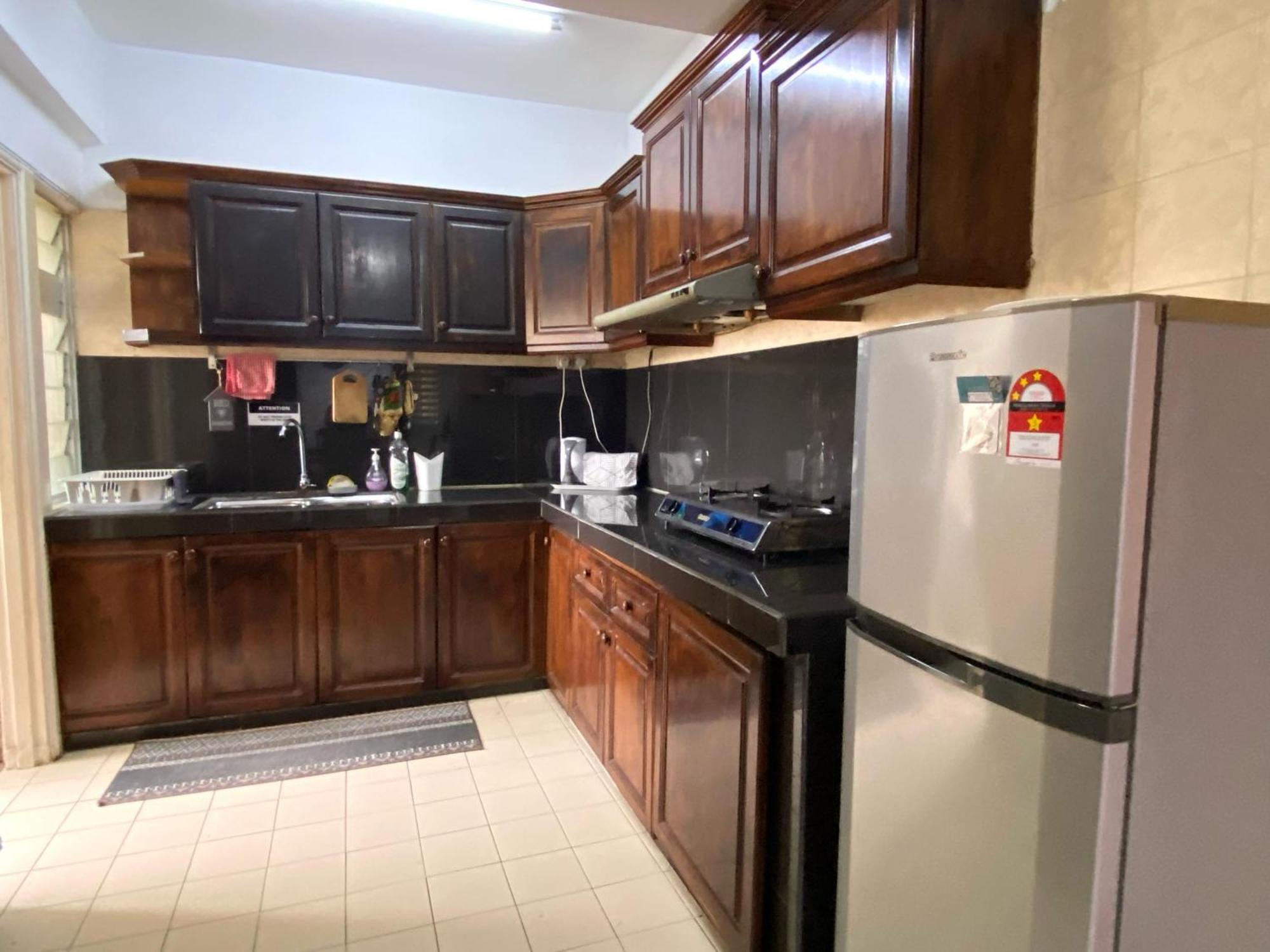 The Nest - Cozy 3-Bedroom Condo, 샤알람 외부 사진